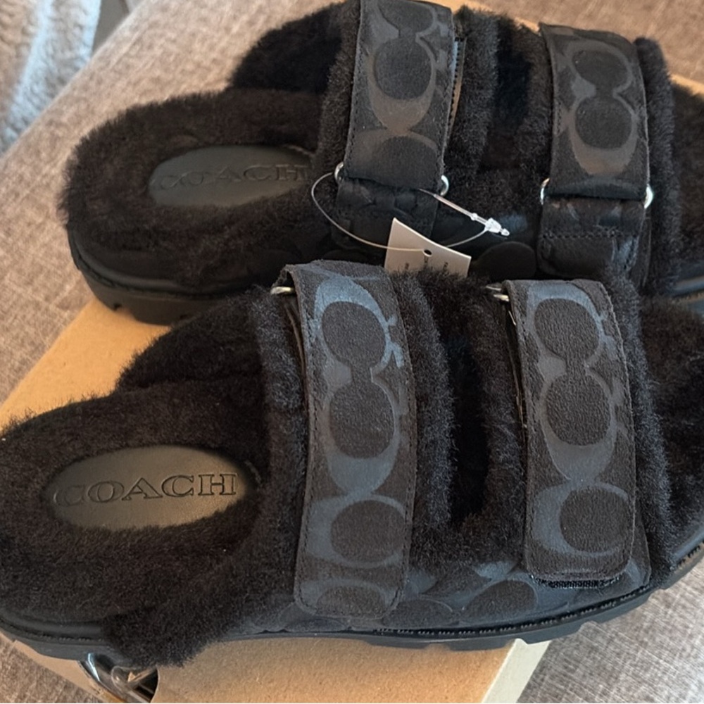 Coach Sherpa Black Fuzzy Double-Strap Slide Sandals size 6 new - Picture 6 of 8